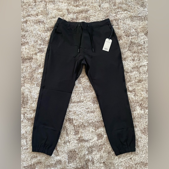 NWT Abercrombie Men's A&F Travel Jogger Black Pants Size Large
